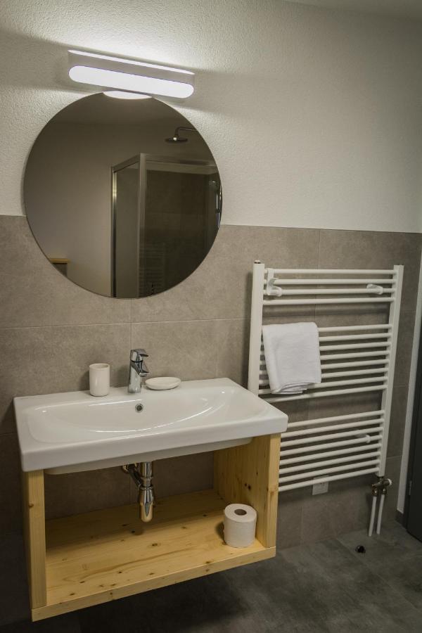 Apartmany Lama Malatiny Extérieur photo