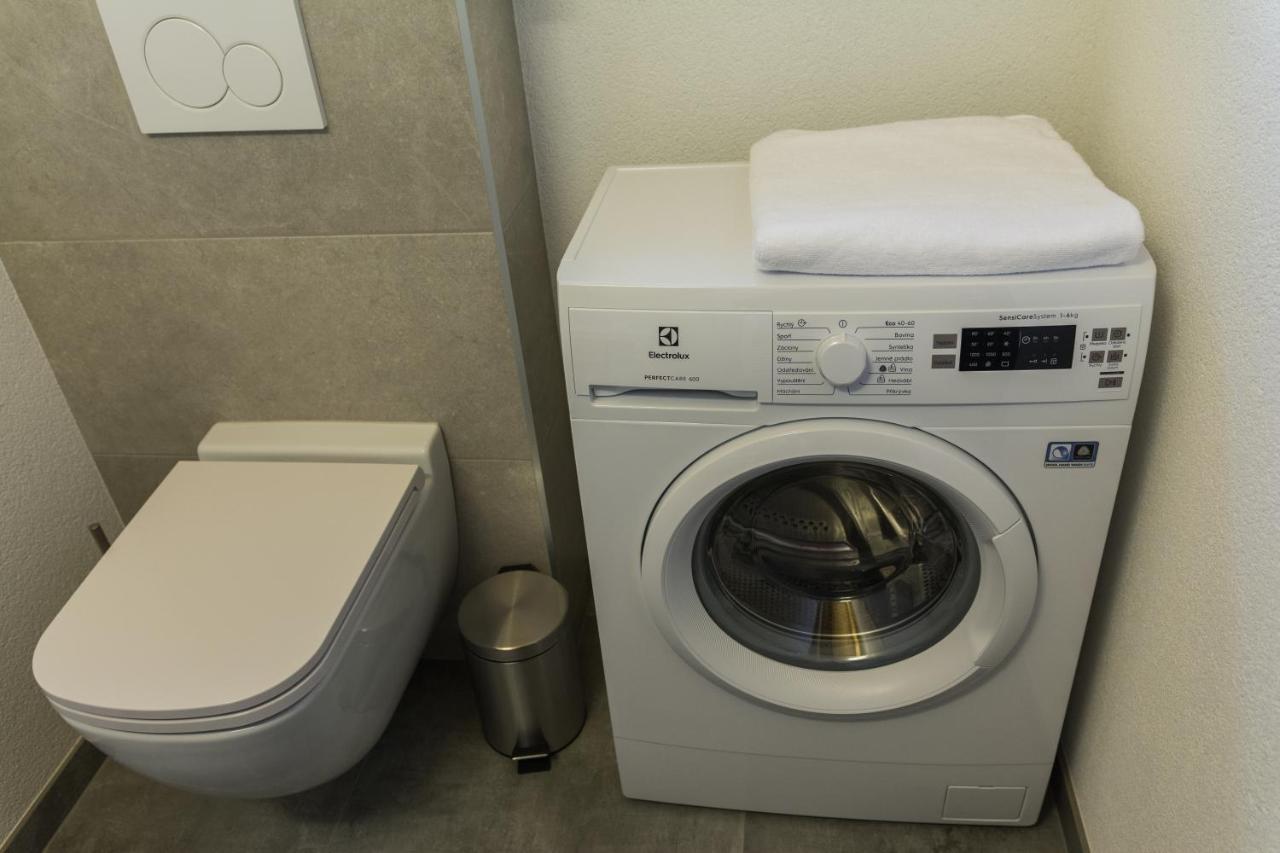 Apartmany Lama Malatiny Extérieur photo